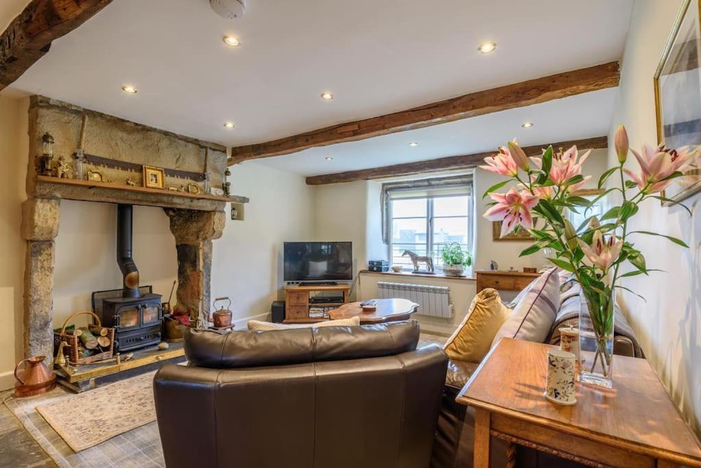 Westside Cottage, Newby, Clapham, Yorkshire Dales National Park, Famous Three Peaks, Near The Lake District, Pets Are Welcome Newby  Екстериор снимка