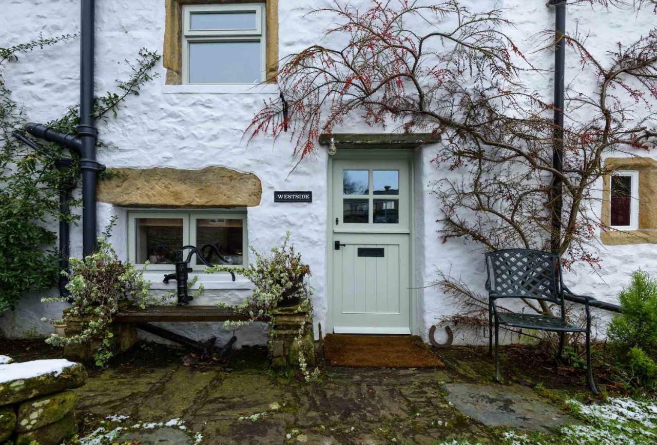 Westside Cottage, Newby, Clapham, Yorkshire Dales National Park, Famous Three Peaks, Near The Lake District, Pets Are Welcome Newby  Екстериор снимка